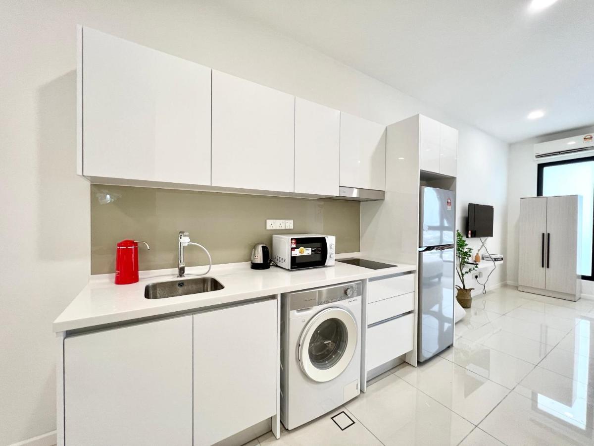 Highpark Suites Kelana Jaya, Petaling Jaya By Sleepy Bear Bagian luar foto