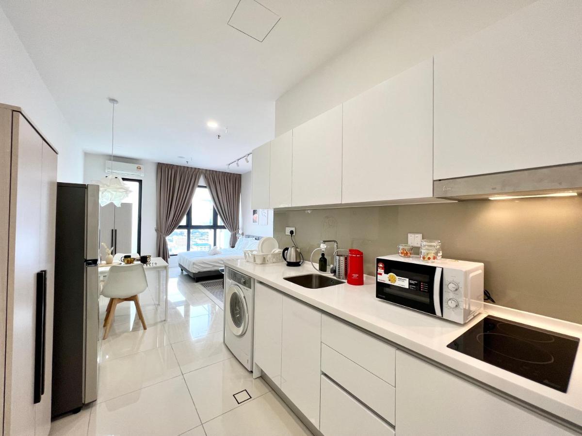 Highpark Suites Kelana Jaya, Petaling Jaya By Sleepy Bear Bagian luar foto