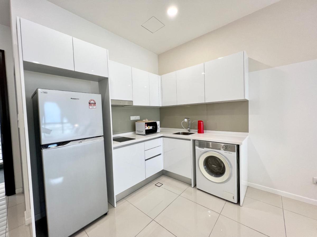 Highpark Suites Kelana Jaya, Petaling Jaya By Sleepy Bear Bagian luar foto