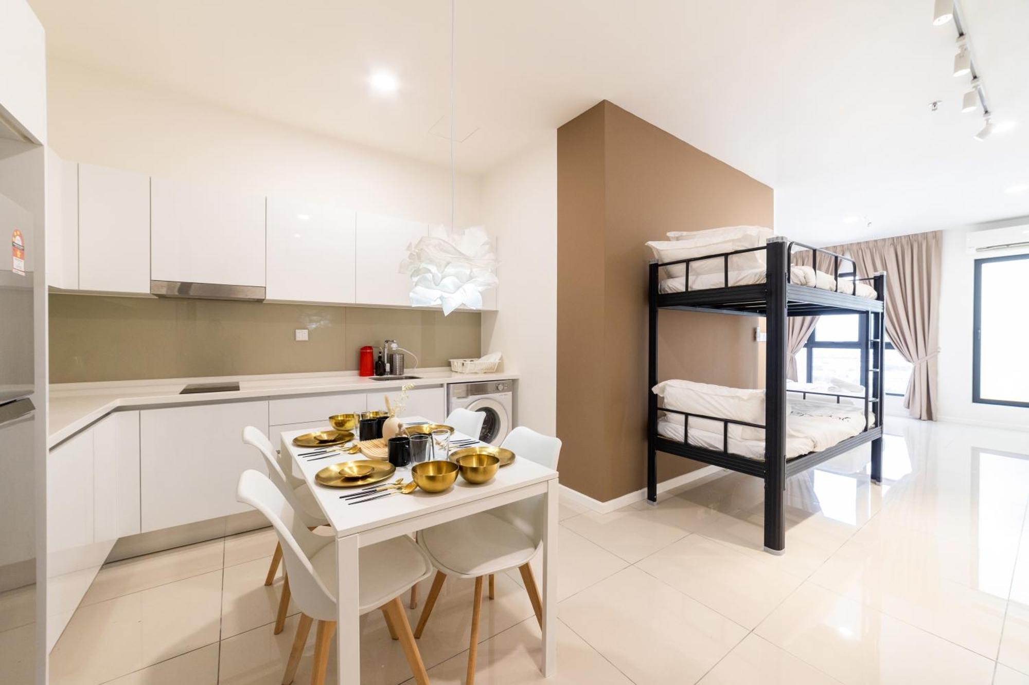 Highpark Suites Kelana Jaya, Petaling Jaya By Sleepy Bear Bagian luar foto